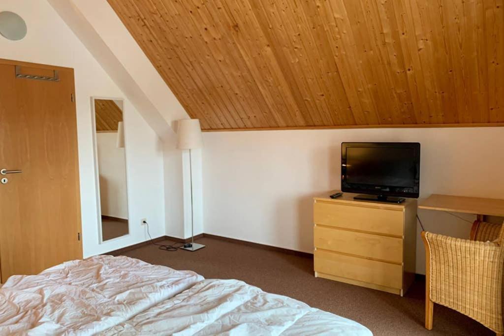 Ferienhaus Mit Bootssteg Am See In Rheinsberg Extérieur photo